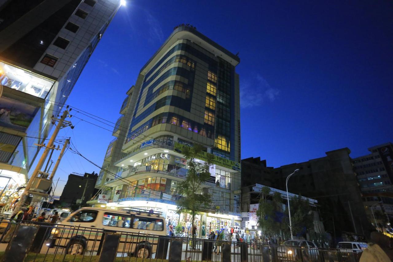 Yadonay Hotel Addis Ababa Exterior foto